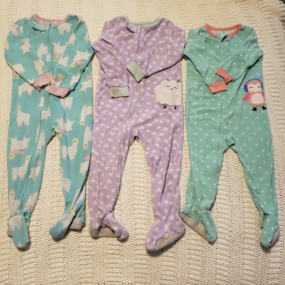 Girls sleeper bundle - Picture 2 of 2